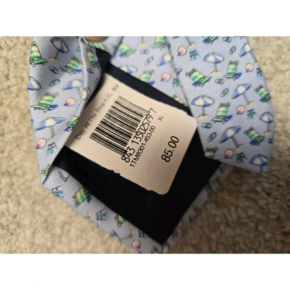 Vineyard Vines Men's Silk Tie Day at the Beach Blue XL Beach Umbrella & Chair‎